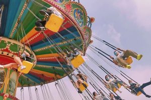 amusement-park-5603424_640